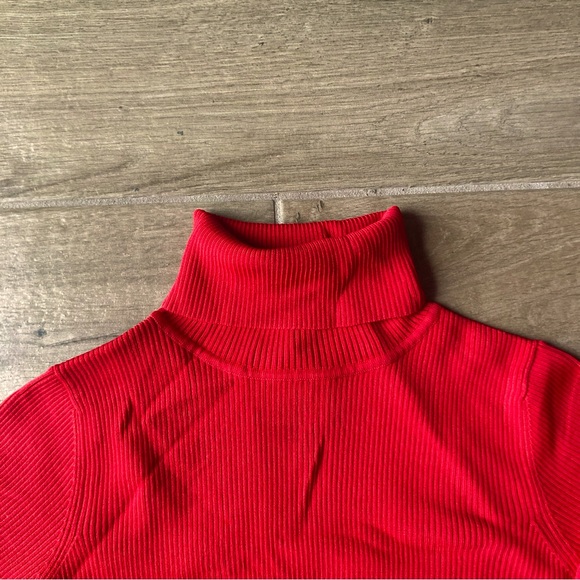 Ribbed Turtleneck - Picture 2 of 4